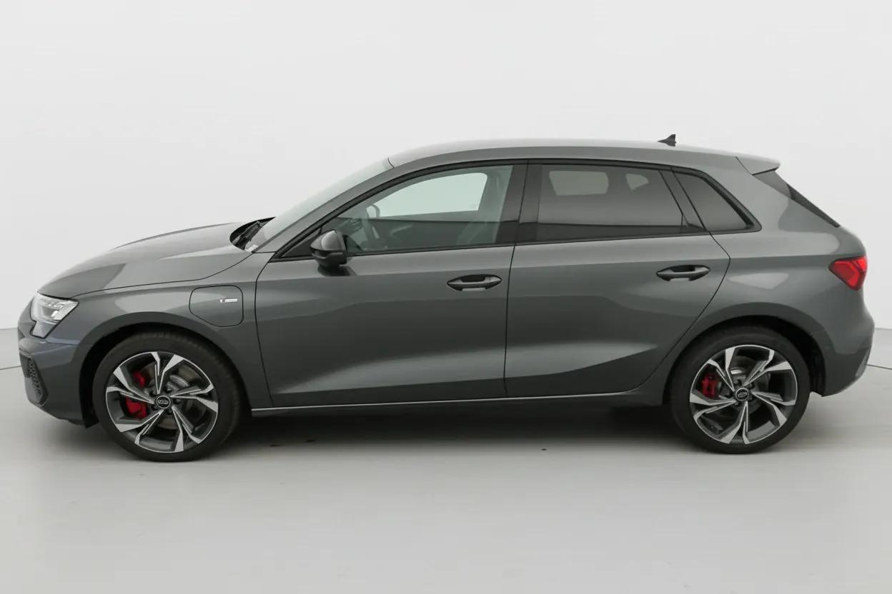 Audi A3 Sportback Nice vue 2 Audi A3 Sportback en leasing sans apport à Nice — vue 2