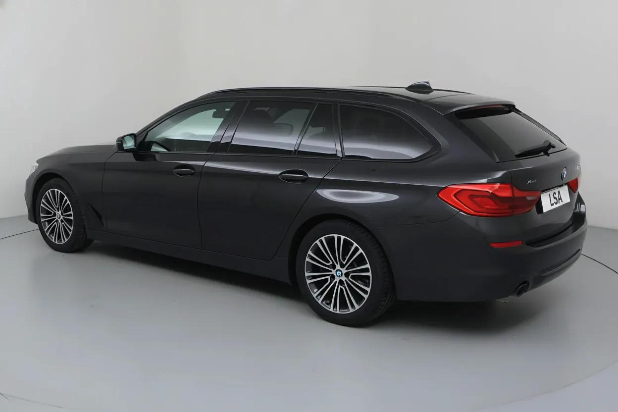 BMW Série 5 Nice vue 3 BMW Série 5 en leasing sans apport à Nice — vue 3