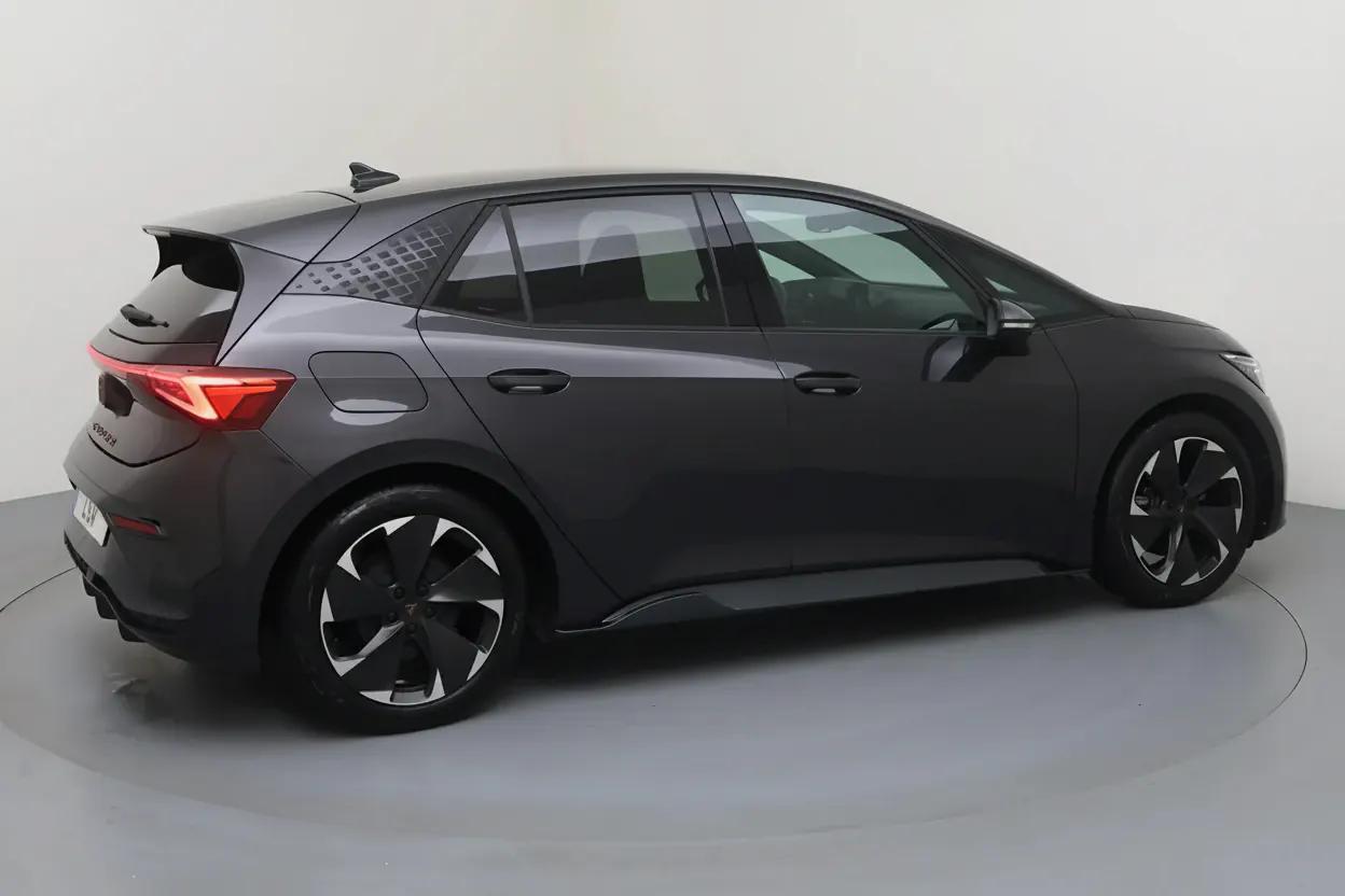 Cupra El-Born Nice vue 3 Cupra El-Born en leasing sans apport à Nice — vue 3